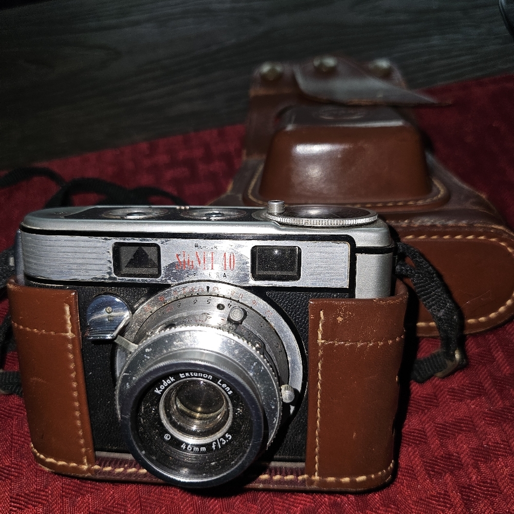 Vintage Kodak Signet 40 Camera